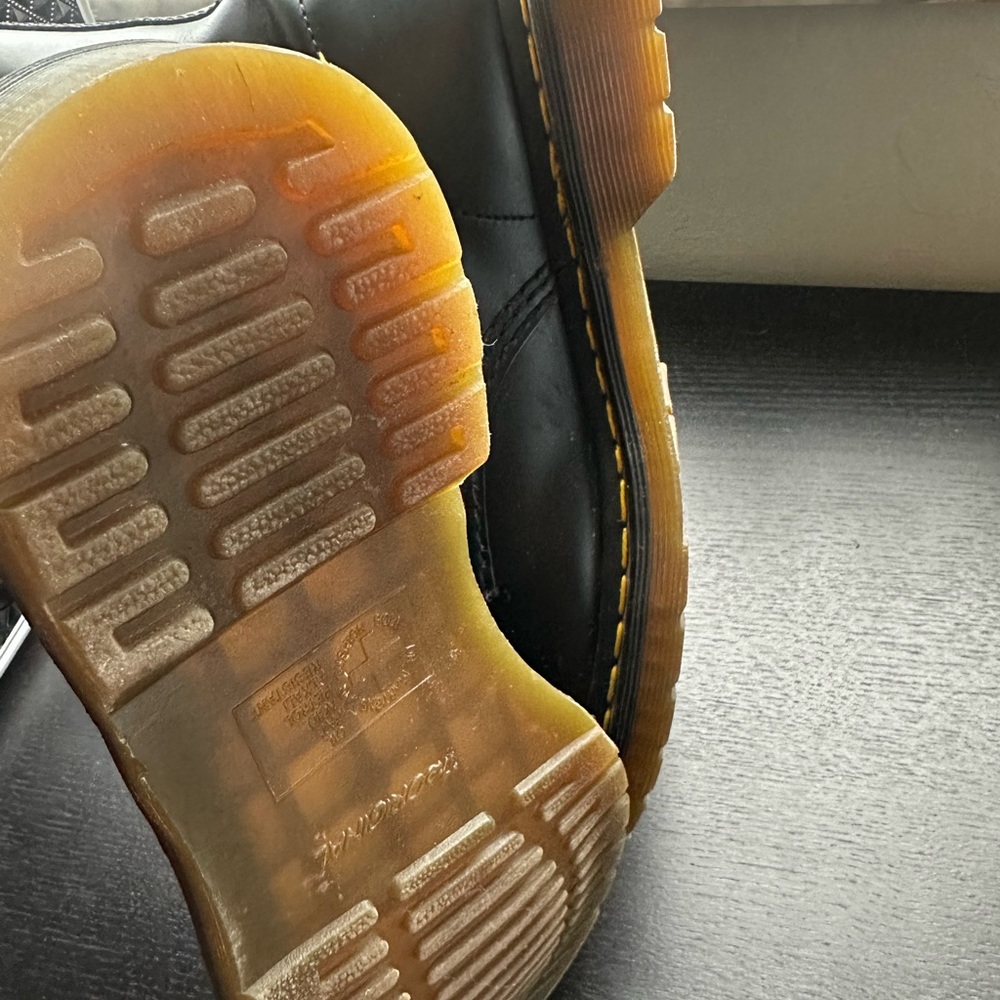 Doc Martens - Picture 5 of 8